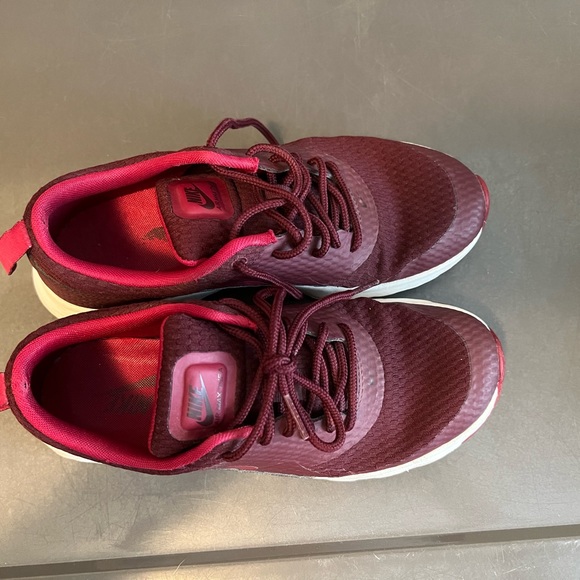 Nike Air Max Thea - Picture 2 of 5